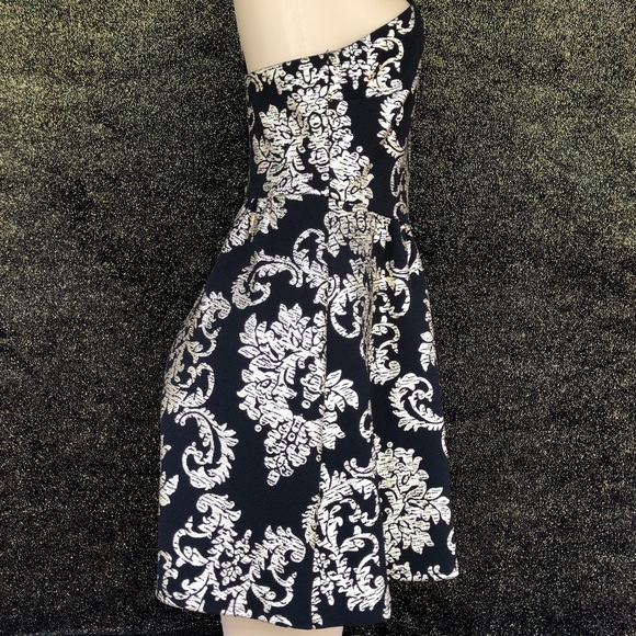 B. Darlin dress Black & Gold dress - Picture 5 of 5